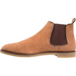KIOMI Botki beige. Brązowe buty zimowe męskie KIOMI, z materiału. Za 299,00 zł.