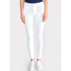 Pepe Jeans Regent Dżinsy Biały. Białe jeansy damskie Pepe Jeans. Za 378,95 zł.