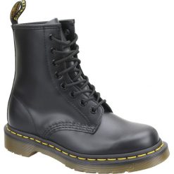Dr. Martens 1460 10072004. Czarne glany męskie Dr. Martens, bez zapięcia. Za 699,99 zł.