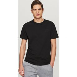T-shirty męskie: T-shirt z aplikacją dream land – Czarny