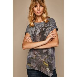 Medicine - T-shirt by Lenka Simeckova. Szare bluzki damskie MEDICINE, s, z nadrukiem, z bawełny, z okrągłym kołnierzem, bez rękawów. Za 59,90 zł.