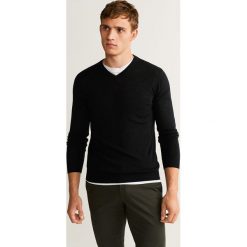 Mango Man - Sweter Willyv. Czarne swetry męskie s, z wełny, z okrągłym kołnierzem. W wyprzedaży za 99,90 zł.