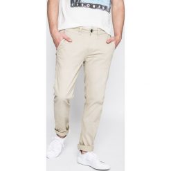Pepe Jeans - Spodnie Sloane. Szare jeansy męskie z dziurami Pepe Jeans, z bawełny. W wyprzedaży za 199,90 zł.