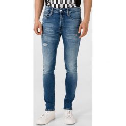 Calvin Klein 016 Dżinsy Niebieski. Niebieskie jeansy męskie Calvin Klein, bez wzorów. Za 600,95 zł.