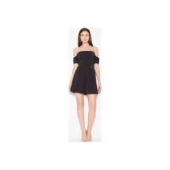 Sukienka VT055 Czarny. Czarne sukienki damskie Venaton, xl, bez wzorów, z tkaniny, eleganckie, bez kołnierzyka, bez rękawów, mini. Za 149,00 zł.