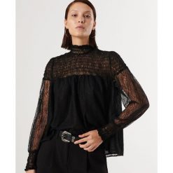 Koronkowa bluzka ze stójką - Czarny. Czarne bluzki damskie Reserved, s, bez wzorów, z koronki, ze stójką, bez rękawów. Za 69,99 zł.