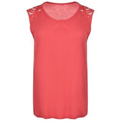 ONLY Damska bluzka Alba S / L Crochet Mix Top Jrs Geranium (rozmiar L). Bluzki damskie ONLY, s, bez wzorów, z koronki, bez kołnierzyka, bez rękawów. W wyprzedaży za 40,00 zł.