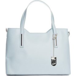 Skórzany shopper bag w kolorze błękitnym - 45 x 37 x 16 cm. Niebieskie torby na zakupy damskie marki Best of Italian Summer Bags, w paski, ze skóry. W wyprzedaży za 347,95 zł.