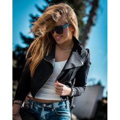 Kurtka ,, GOLD NAPP" czarna. Czarne kurtki sportowe damskie Divinostyle, s, bez wzorów, z poliesteru, bez kaptura. Za 139,00 zł.