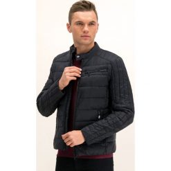 Kurtka puchowa Geox Dennie M9428H T2501 F9000. Czarne kurtki męskie Geox, m, bez wzorów, z puchu, bez kaptura. W wyprzedaży za 399,00 zł.
