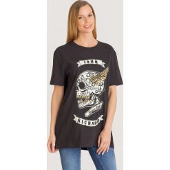 T-SHIRT NEVINSON JOHN RICHMOND. Czarne t-shirty damskie John Richmond, s, z aplikacjami, z bawełny, z okrągłym kołnierzem. Za 795,00 zł.