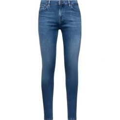 Jeansy Slim Fit TOMMY HILFIGER WW0WW22052. Niebieskie jeansy damskie TOMMY HILFIGER. W wyprzedaży za 359,00 zł.