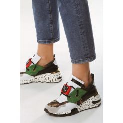 Zielone Sneakersy Termed. Zielone koturny damskie Born2be, na niskim obcasie, na koturnie, na sznurówki. Za 119,99 zł.