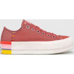 Converse - Tenisówki. Różowe trampki i tenisówki damskie Converse, bez wzorów, z gumy, na sznurówki. W wyprzedaży za 299,90 zł.