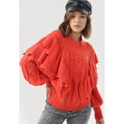 Pomarańczowy Sweter Aeve. Pomarańczowe swetry damskie Born2be, s, bez wzorów, bez rękawów, bez kaptura. Za 159,99 zł.