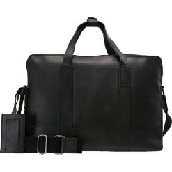 Pier One Aktówka black. Czarne aktówki męskie marki Pier One, małe. Za 379,00 zł.