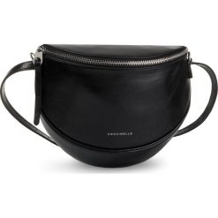 Saszetka nerka COCCINELLE - FC2 Blackie Azalea E1 FC2 15 01 01 Noir 001. Czarne nerki damskie Coccinelle, bez wzorów, ze skóry, klasyczne, bez dodatków. Za 1299,00 zł.