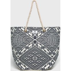 Roxy - Torba. Niebieskie torebki klasyczne damskie Roxy, z nadrukiem, z materiału, casualowe, na ramię, duże, bez dodatków. W wyprzedaży za 119,90 zł.