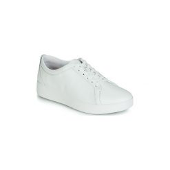 Buty FitFlop RALLY SNEAKER. Białe trampki i tenisówki damskie FitFlop, bez wzorów, bez zapięcia. Za 383,20 zł.