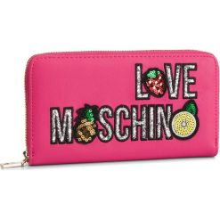 Duży Portfel Damski LOVE MOSCHINO - JC5653PP07KL0604 Fuxia. Różowe portfele damskie marki Love Moschino, bez wzorów, ze skóry ekologicznej. Za 459,00 zł.