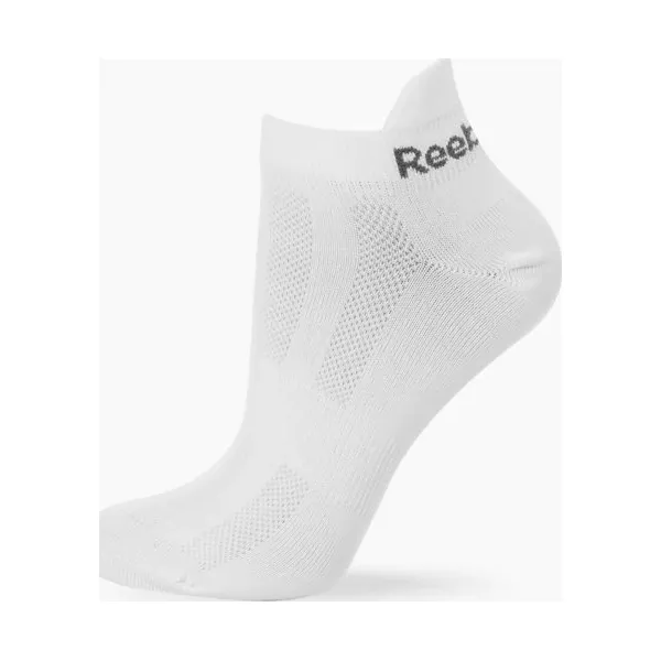 Reebok Skarpety Rbk- One Serie , biały, rozmiar 7812. Białe skarpetki damskie Reebok, z aplikacjami, z elastanu. W wyprzedaży za 39,99 zł.
