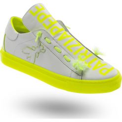 SNEAKERSY patrizia pepe. Białe sneakersy damskie ze skóry. Za 989,00 zł.