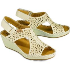 PIKOLINOS MARGARITA 943-1690 nata, sandały damskie. Koturny damskie Pikolinos, bez obcasa, na koturnie, bez zapięcia. Za 479,90 zł.