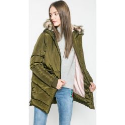 Answear - Kurtka Blossom Mood. Zielone kurtki damskie marki ANSWEAR, s, z poliesteru. W wyprzedaży za 169,90 zł.