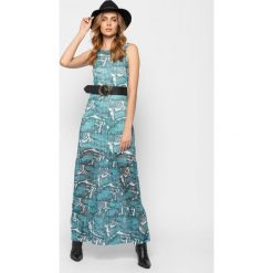 Sukienka letnia Guess Printed Lace W0GK30 K9OU0. Zielone sukienki damskie Guess, na lato, s, z aplikacjami, z poliesteru, bez kołnierzyka, bez rękawów. W wyprzedaży za 499,00 zł.