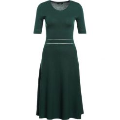 Sukienki dzianinowe: MAX&Co. CONCA Sukienka dzianinowa dark green