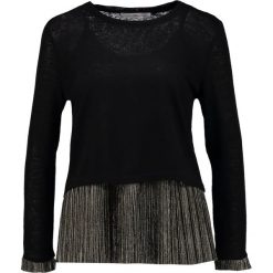 Swetry klasyczne damskie: Aaiko JOSEPHINE PES Sweter black