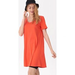 Sukienka basic - Pomarańczowy. Pomarańczowe sukienki damskie House, s, bez wzorów, bez kołnierzyka, bez rękawów. W wyprzedaży za 29,99 zł.