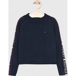 Tommy Hilfiger - Sweter dziecięcy 110-176 cm. Niebieskie swetry dziewczęce z poliesteru, z okrągłym kołnierzem, krótkie. W wyprzedaży za 119,90 zł.