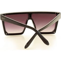 Oversizowe okulary przeciwsłoneczne mazzini grunge style czarny. Czarne okulary przeciwsłoneczne damskie LOOKS STYLE EYEWAER. W wyprzedaży za 59,90 zł.