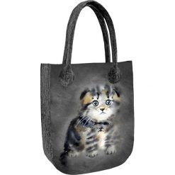 Torebka "City" w kolorze szarym ze wzorem - (S)35 x (W)42 x (G)10 cm. Szare torebki klasyczne damskie Bertoni, z materiału. W wyprzedaży za 57,95 zł.