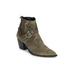 Botki Regard RIOPAL V3 CRTE VEL SILKY. Zielone botki damskie Regard, bez obcasa, bez zapięcia. W wyprzedaży za 599,20 zł.