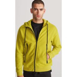 Rozpinana bluza z kapturem - Zielony. Zielone bluzy męskie Reserved, s, z kapturem. W wyprzedaży za 59,99 zł.