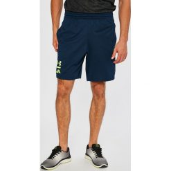 Under Armour - Szorty. Szare spodenki sportowe męskie marki Under Armour, z poliesteru, sportowe. Za 149,90 zł.