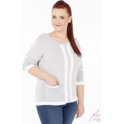 Sweter z lamówką i guziczkami Plus. Swetry damskie Monnari, na lato, uniwersalny, bez wzorów, z wiskozy, bez rękawów, bez kaptura. Za 71,64 zł.