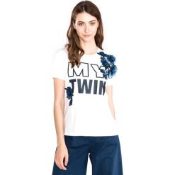 TWINSET Koszulka Biały. Białe koszulki damskie Twinset, xs, z aplikacjami, z elastanu, bez kołnierzyka. Za 469,95 zł.