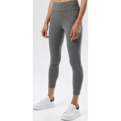 Ciemnoszare Legginsy Lailure. Szare legginsy damskie Born2be, s, bez wzorów. W wyprzedaży za 59,99 zł.