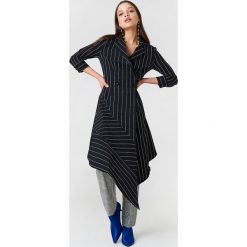 Paski damskie: Trendyol Asymetryczna sukienka w paski – Black