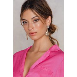 Kolczyki damskie: NA-KD Accessories Wiszące kolczyki z kryształami – Silver