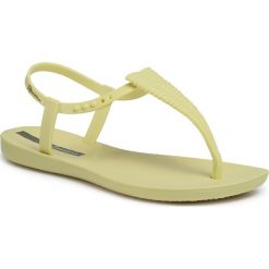 Sandały IPANEMA - Class Glam III Fem 82862 Yellow/Yellow 21488. Zielone klapki damskie Ipanema, bez wzorów, z tworzywa sztucznego, bez obcasa. W wyprzedaży za 79,00 zł.
