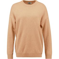 Swetry klasyczne damskie: Twist & Tango JENNA Sweter camel