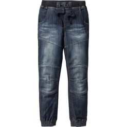 Dżinsy chłopięce Loose Fit bonprix ciemnoniebieski "stone". Niebieskie spodnie chłopięce bonprix, w paski, z elastanu, klasyczne. Za 84,99 zł.