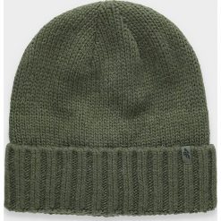 Czapka męska CAM060 - khaki. Brązowe czapki męskie bez wzorów, ze splotem. W wyprzedaży za 49,99 zł.