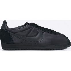 Nike Sportswear - Buty Classic Cortez Nylon. Czarne buty sportowe męskie marki Nike Sportswear, z nylonu, na sznurówki. W wyprzedaży za 279,90 zł.