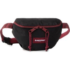 Saszetka nerka EASTPAK - Springer EK074 Blak Out Strip Red C94. Czarne torby męskie skórzane Eastpak, bez wzorów, z materiału, młodzieżowe. Za 99,00 zł.