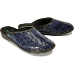 ADANEX DIL3 DIANA 25529 GR/CZ granat/czarny, kapcie damskie. Czarne kapcie damskie Adanex. Za 59,99 zł.